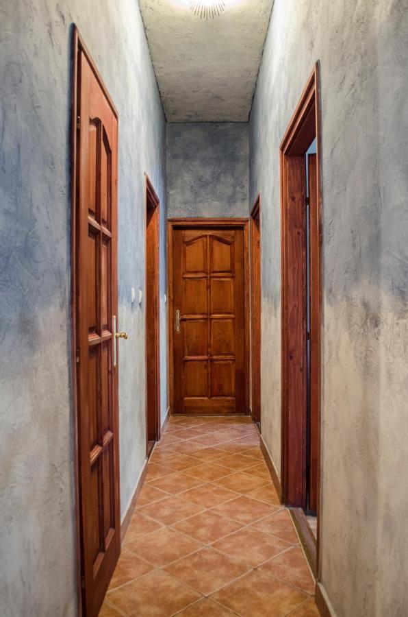 Appartement Kohaz Apartman à Veszprém Extérieur photo