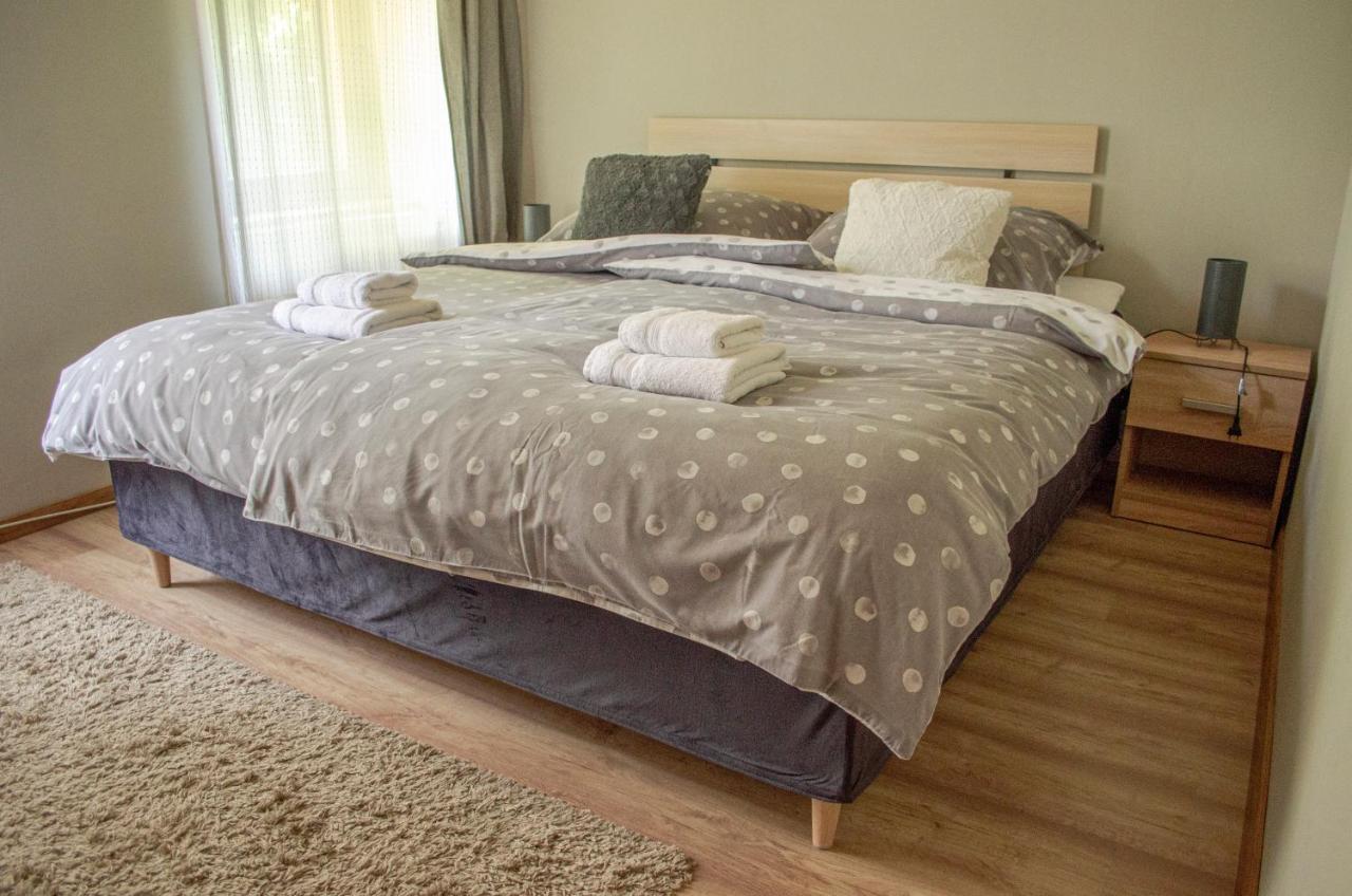 Appartement Kohaz Apartman à Veszprém Extérieur photo