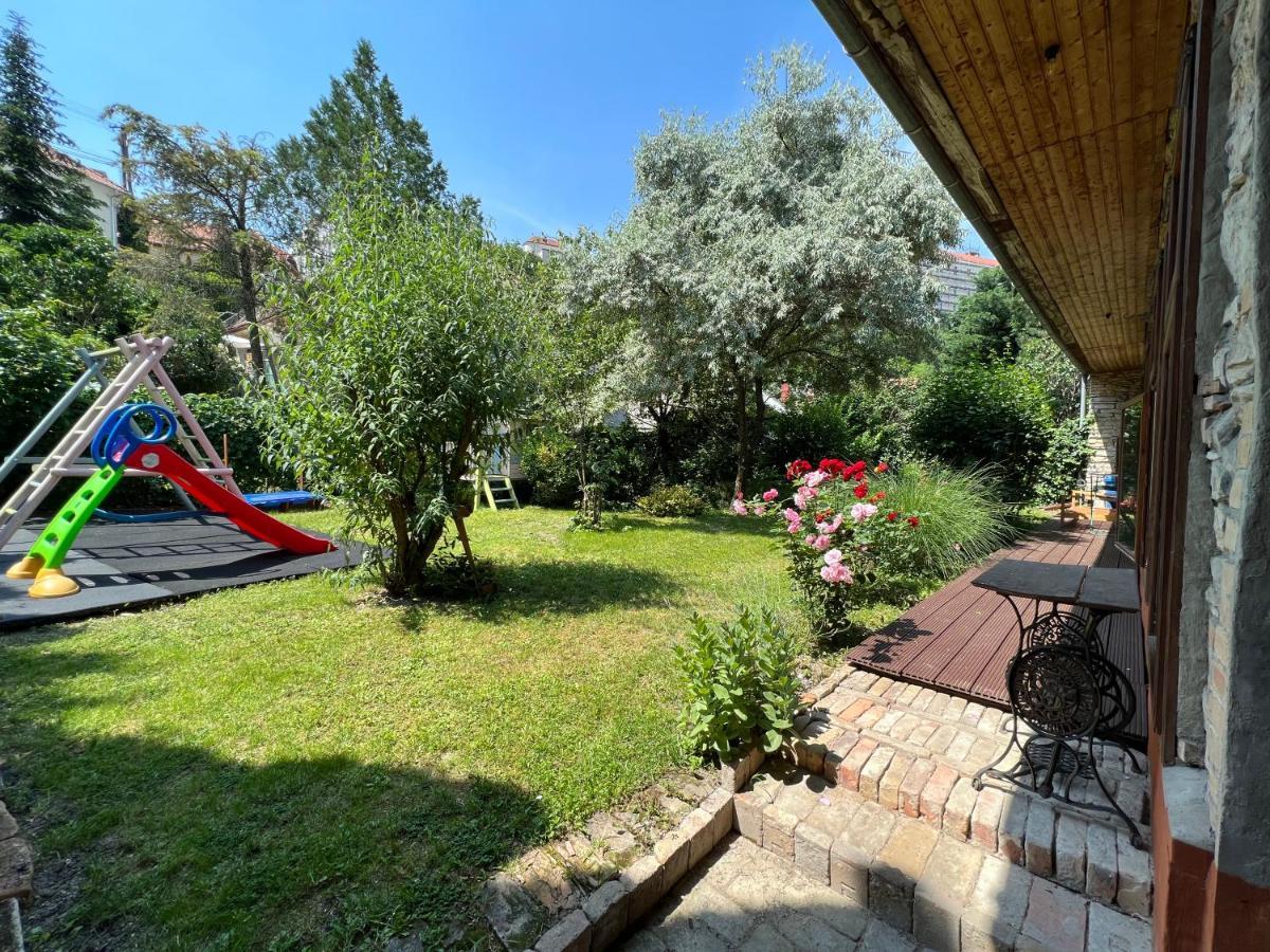 Appartement Kohaz Apartman à Veszprém Extérieur photo